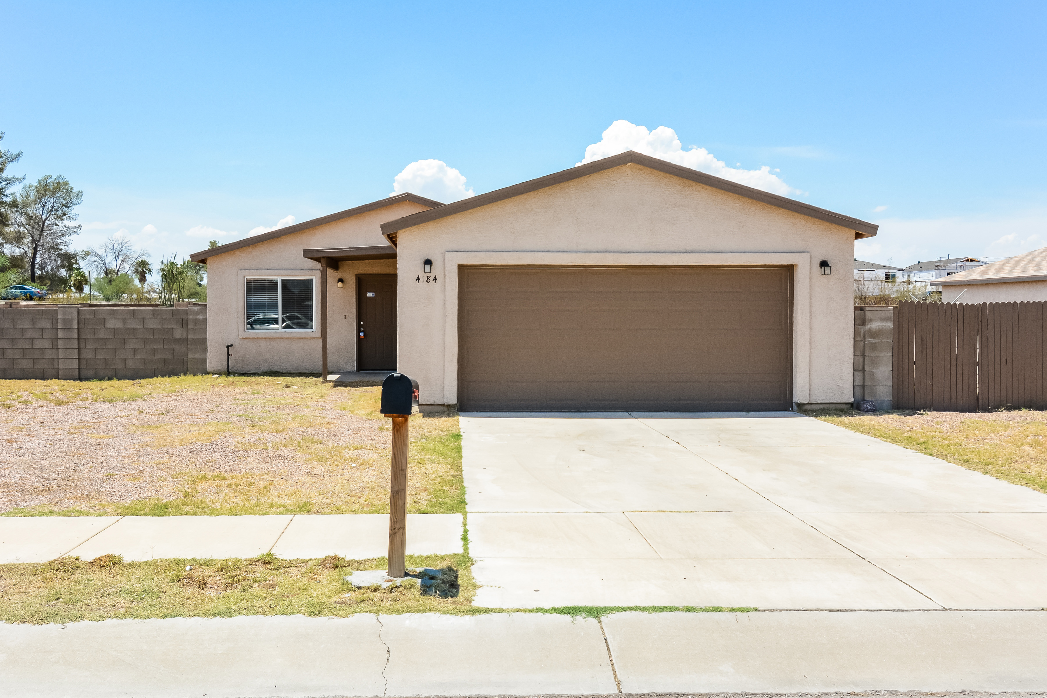 4184 E Market St Tucson, AZ 85706